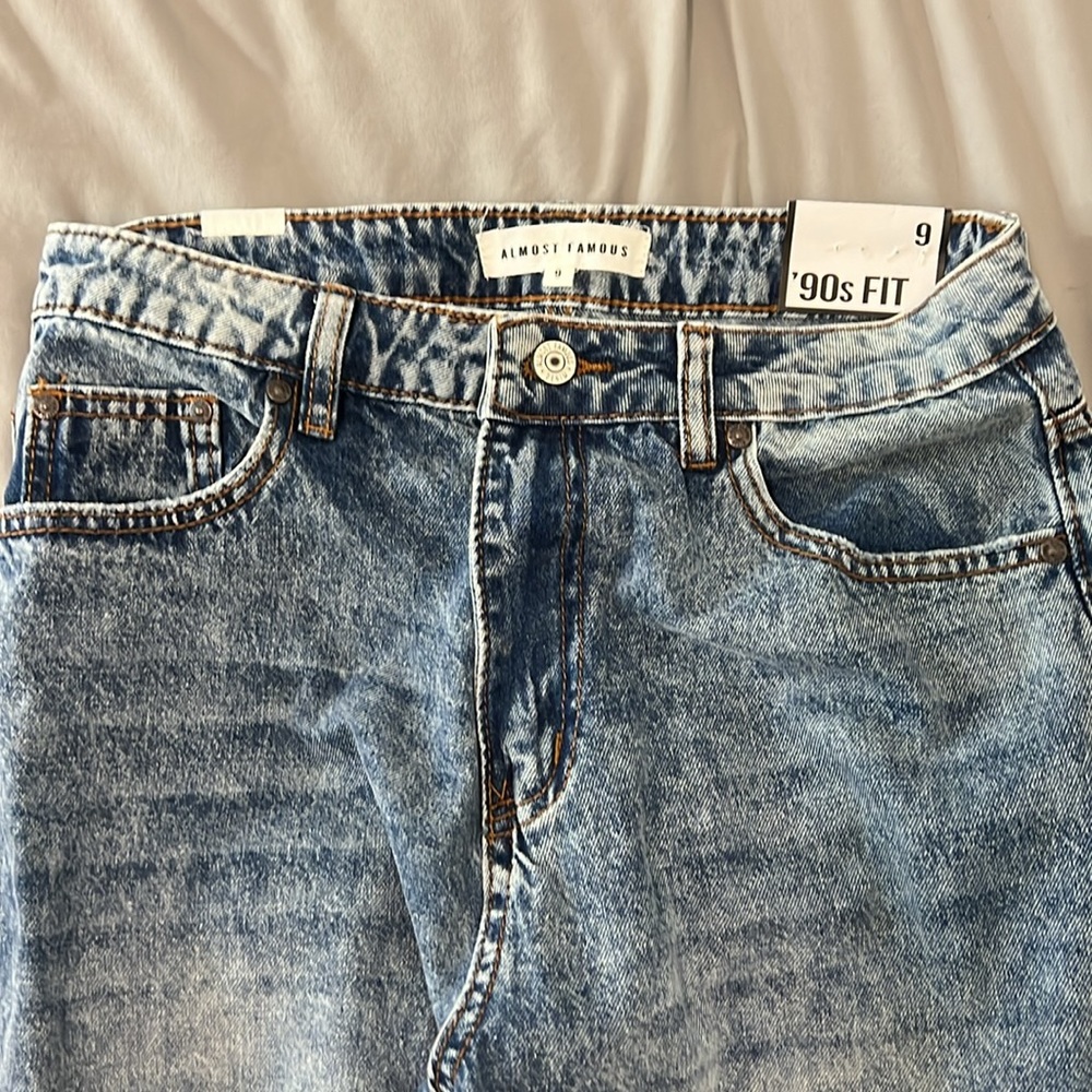 Jeans - Picture 2 of 2